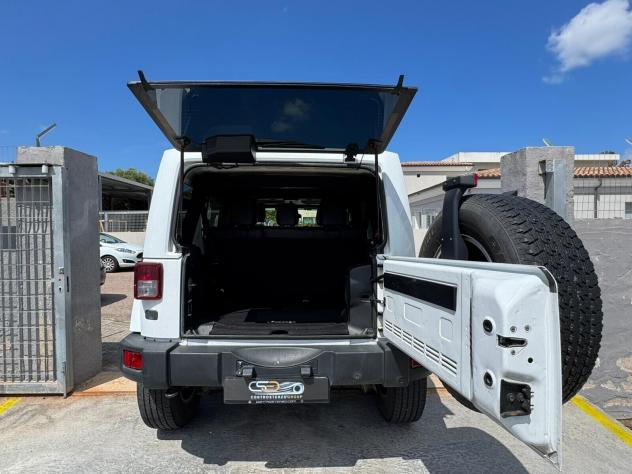 Jeep Wrangler Unlimited Sahara - Foto 7