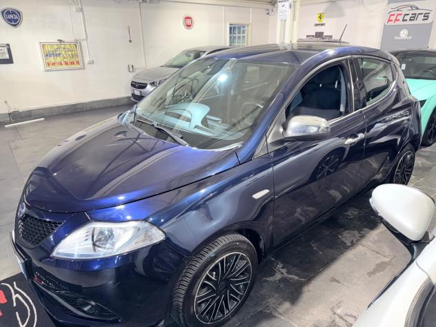 Lancia Ypsilon 1.2 69 CV 5 porte S&S Gold - Foto 3