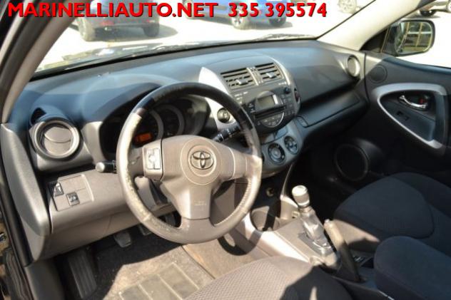 TOYOTA RAV 4 2.2 D-4D 136CV rif. 23810533 - Foto 10