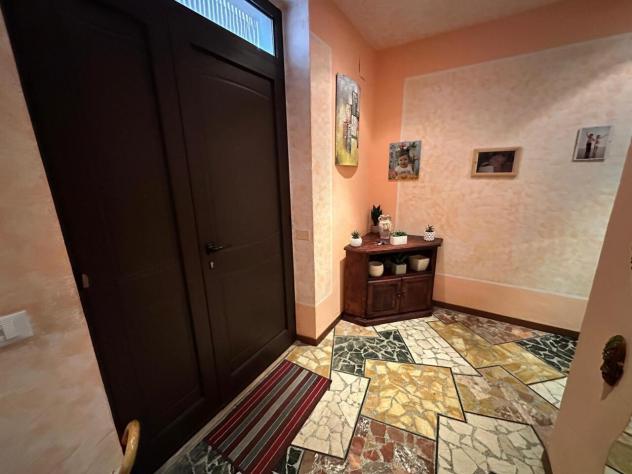 Porzione di casa in vendita a Castelnuovo Magra - Foto 2