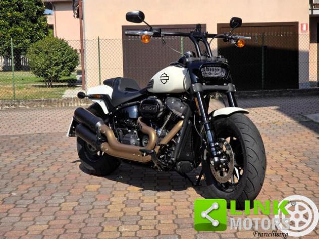 HARLEY-DAVIDSON 114 Fat Bob FXFBS black and white rif. 23953004