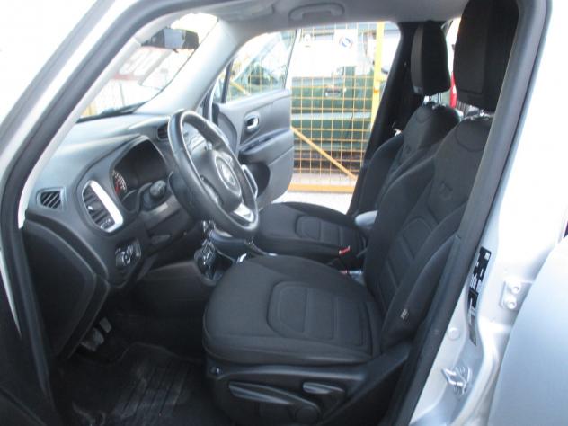 Jeep Renegade 2.0 Mjt 140CV 4WD Limited - Foto 7