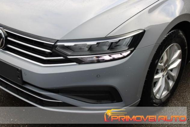 VOLKSWAGEN Passat Variant 1.5 TSI ACT DSG Style rif. 20832347 - Foto 7
