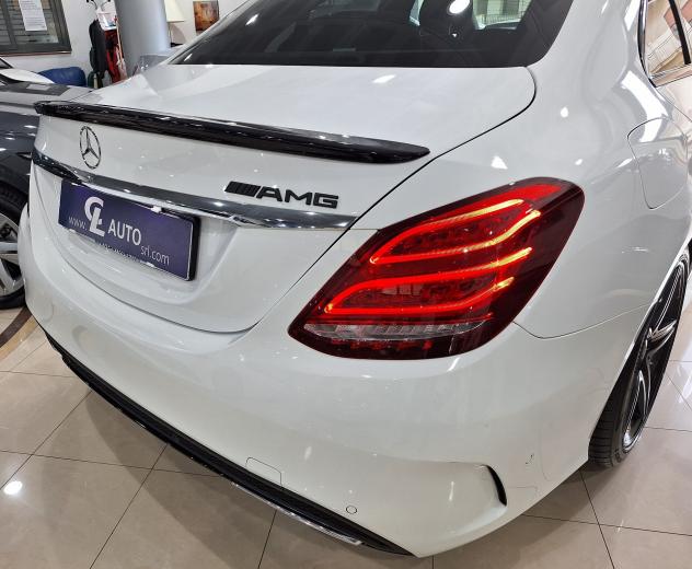 Mercedes C220d 4Matic AutPremium AMG - Foto 5