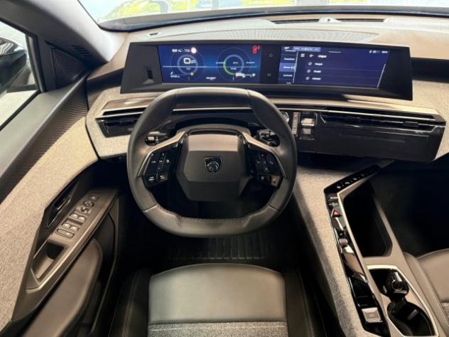 PEUGEOT 5008 1.2 Hybrid 136cv e-DCS6 Allure 7 Posti - Pack 360° rif. 23736243 - Foto 7