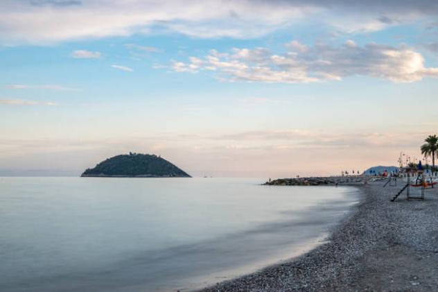 Trilocale in vendita a Albenga - Foto 3