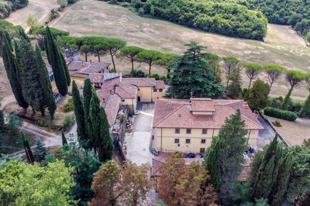 VILLA di 10 vani e di 2400 mq (BORGO SAN LORENZO) rif. AAI818 - Foto 5