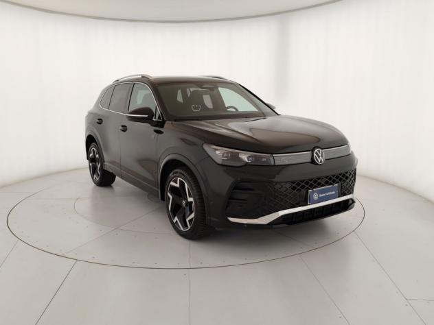 Volkswagen Tiguan Tiguan 2.0 tdi R-Line 4motion 193cv dsg - Foto 4