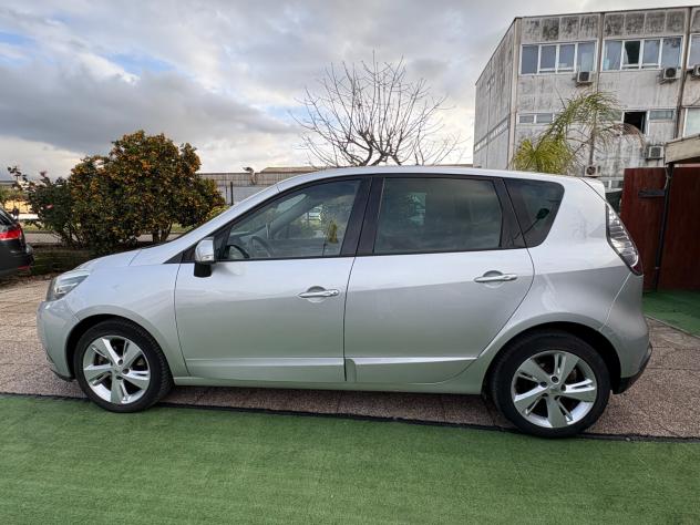 Renault Scenic XMod 1.5 dCi 110CV limited - Foto 4