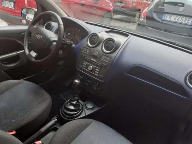 Ford Fiesta 1.2 16V - Foto 6