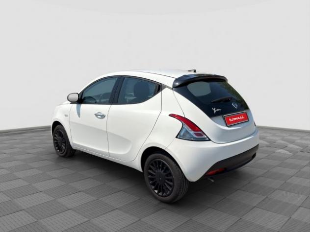 LANCIA Ypsilon Ypsilon 1.0 FireFly 5 porte S&S Hybrid Silver rif. 23843435 - Foto 3