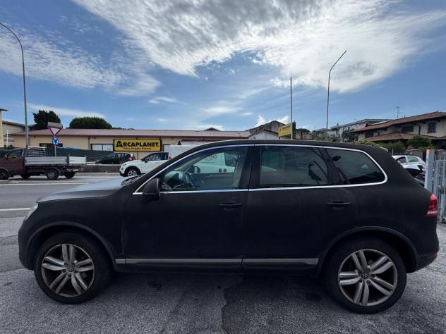 Volkswagen Touareg 3.0 TDI 245 CV tiptronic BlueMotion Techn. Executive - Foto 4