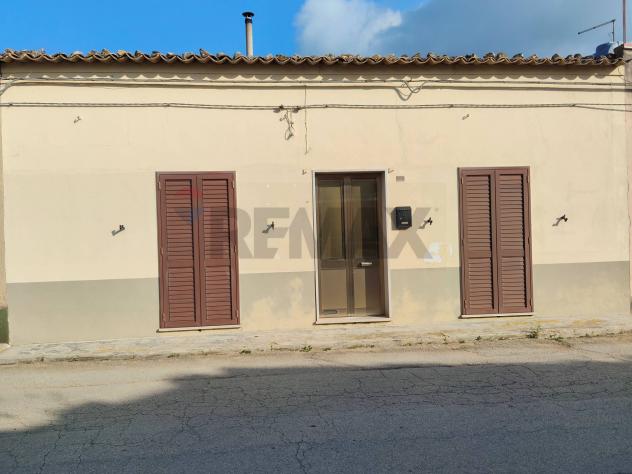 Casa Indipendente in vendita a Chiaramonte Gulfi, Roccazzo