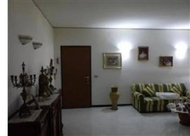 Immobile in asta di 169 m² con più di 5 locali e box auto in vendita a Fossombrone - Foto 4