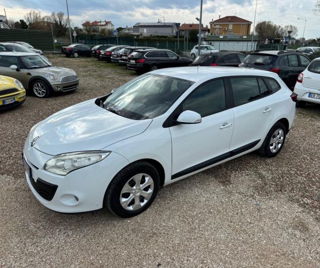 Renault Mane 1.5 dCi 90CV SporTour Confort - Foto 9