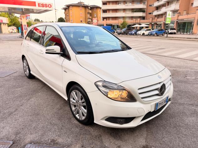 Mercedes B 180 BENZINA NEOPATENTATI GARANZIA 12/24M - Foto 9