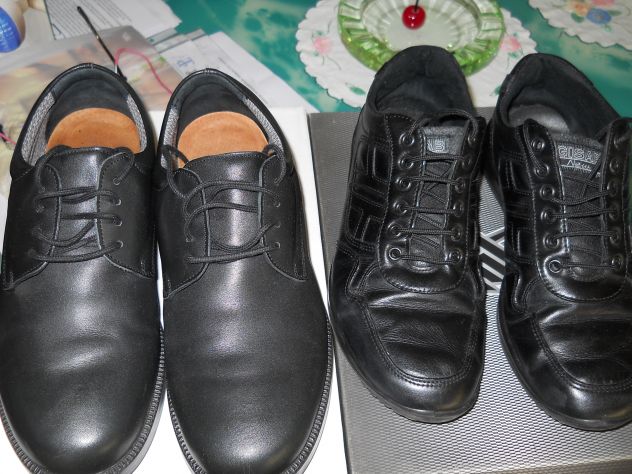 Scarpe in pelle nera - Foto 2