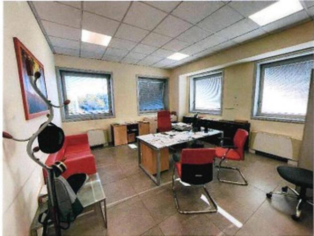 Immobile in asta di 605 m² con più di 5 locali in vendita a Arese - Foto 12