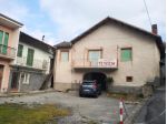 Garessio casa indipendente libera su 3 lati con terreno
