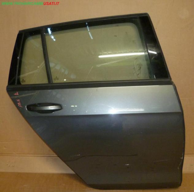 PORTA POST. D. GRIGIO MEDIO MET. NO ALZ. SI SERR. 999-U62818 Carrozzeria  Lamierati esterni  Porte  Porta post. dx. VOLKSWAGEN - GOLF 7 Variant - 01-0