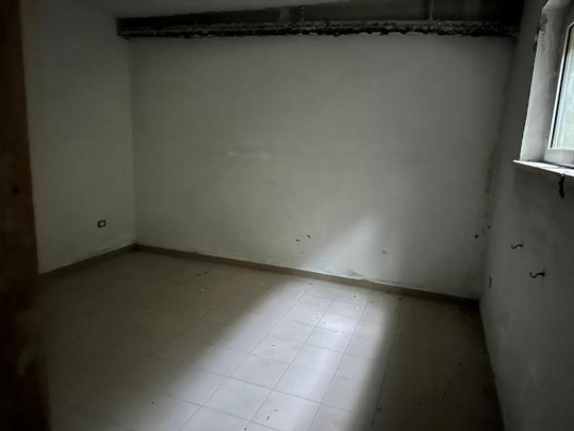 Immobile in asta di 167 m² con più di 5 locali e box auto in vendita a Pignola - Foto 5