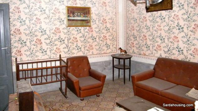 Nel centro storico di Santu Lussurgiu, antico borgo della Sardegna centro-occidentale, vi proponiamo una particolare casa storica ristrutturata in par - Foto 19