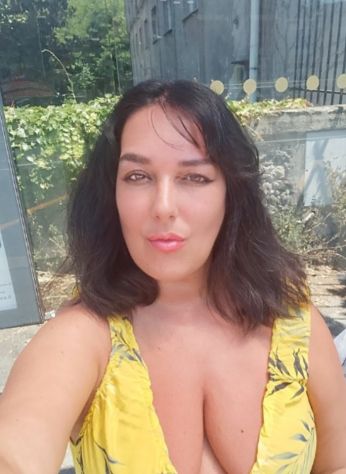 Assistente anziani, baby Sitter,colf, pulizie,dog Sitter,cat Sitter