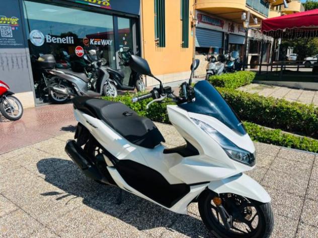 HONDA PCX 125 TUTTO INCLUSO ANCHE PASSAGGIO! MINI RATE rif. 23883754 - Foto 4