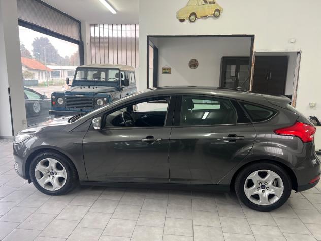 Ford Focus 1.6 120 CV GPL Plus - Foto 7