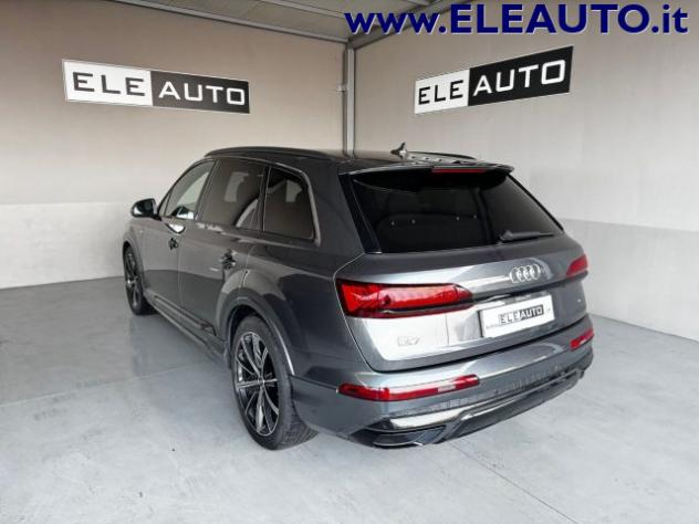 AUDI Q7 50 TDI 286cv quattro S Line Identity Black rif. 23158568 - Foto 4