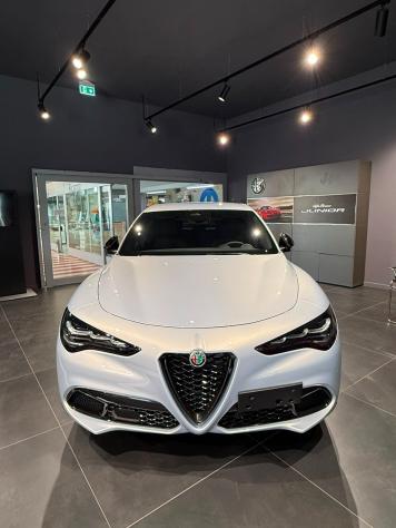 Alfa Romeo Stelvio 2.2 Turbodiesel 210 CV AT8 Q4 Veloce - Foto 2