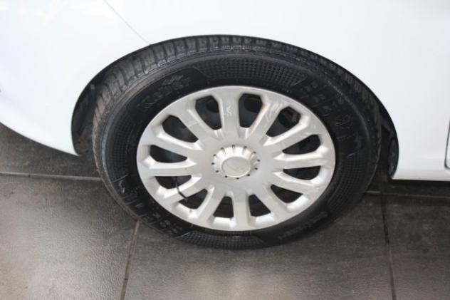 FORD Fiesta 1.4 TDCi 5p. Titanium rif. 24185986 - Foto 4