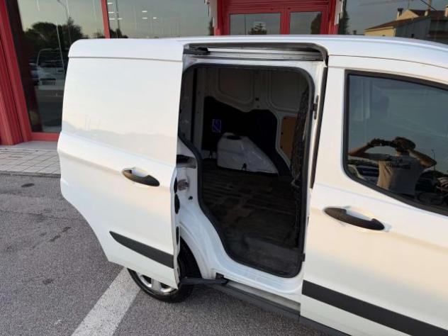 Ford Transit Courier 1.5 TDCI - Foto 10