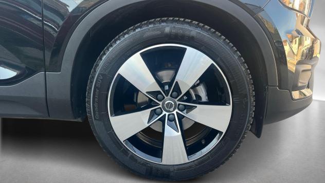 Volvo XC40 D3 automatico Momentum Pro - Foto 10
