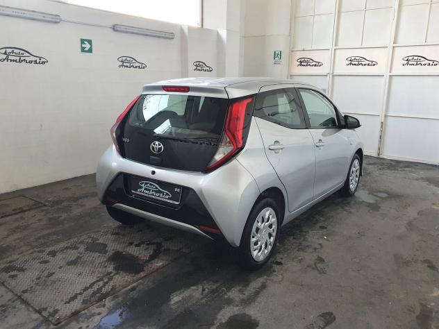 Toyota Aygo 1.0 VVT-i 72 CV 5 porte x-play TUA DA 102,00 MESE - Foto 6