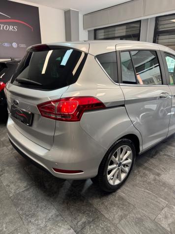 Ford B-Max 1.5 TDCi 75 CV Titanium - Foto 10