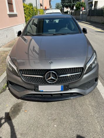 Mercedes-Benz Classe A 200 d Premium AMG