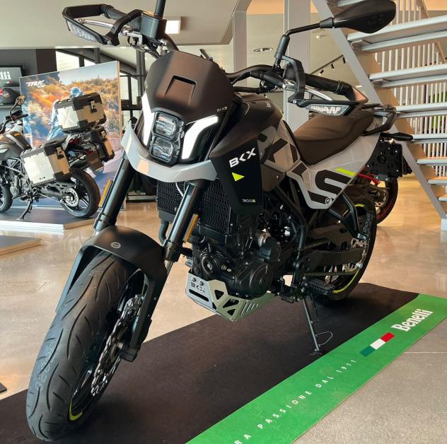 Benelli BKX 300 BKX 300 S - SUPER PROMO