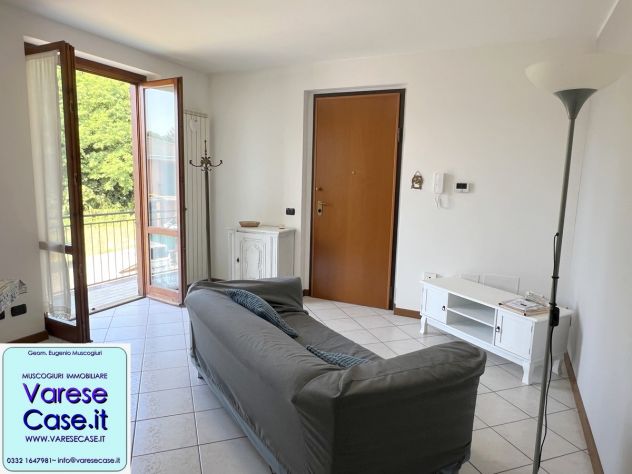 Bel BILOCALE arredato in AFFITTO a ISPRA - Foto 2