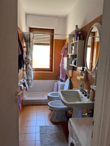 BILOCALE IN OTTIMA POSIZIONE CON BALCONE E VISTA PANORAMICA - Foto 4