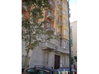 Bilocale arredato in Via Prospero Richelmy, zona Nizza Millefonti, Torino