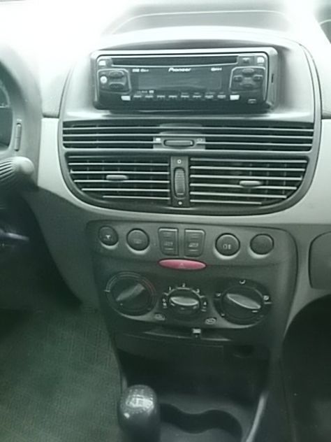 Fiat Punto 1.9 D 3p. S VAN Clima - Foto 9