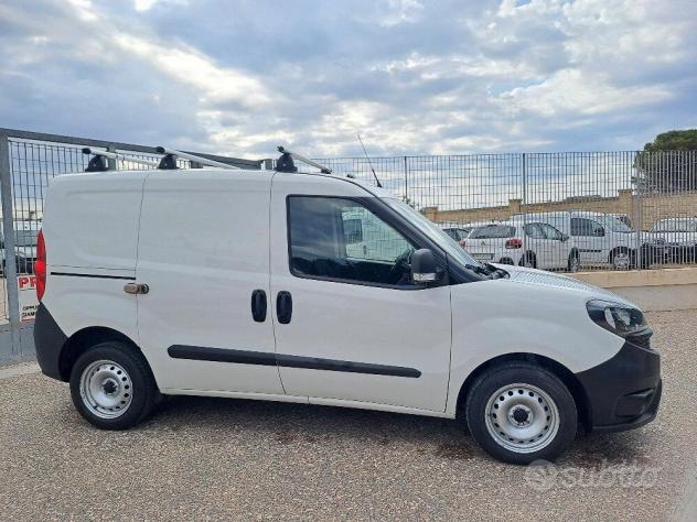 Fiat doblo 1.3 mj 95cv 12/2020 navigatore full - Foto 4
