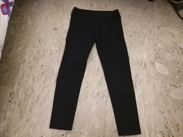 Pantalone tuta champion più Pantalone felpato bimba 6 anni In buono stato - Foto 5