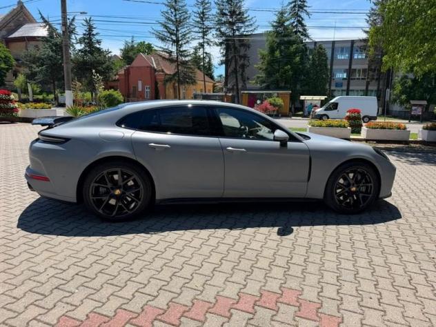Porsche Panamera 4 E-Hybrid - Foto 3
