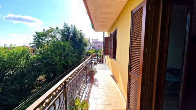 APPARTAMENTO AMPIA METRATURA CON POSSIBILITA' DI GARAGE E DI TERRENO ESCLUSIVI - - Foto 5