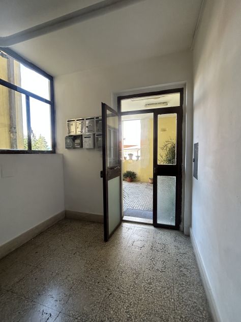 APPARTAMENTO LUMINOSO - Foto 5
