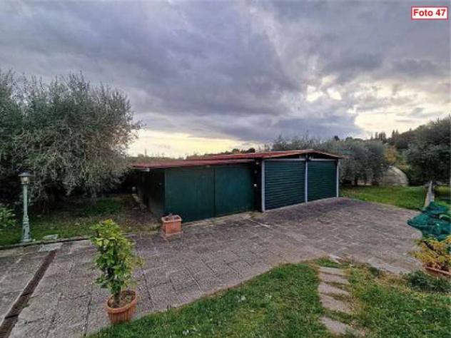 Immobile in asta di 392 m² con più di 5 locali e box auto in vendita a Perugia - Foto 14