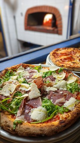 CERCASI Pizzaiolo/a per stagione breve 2026 - Foto 2