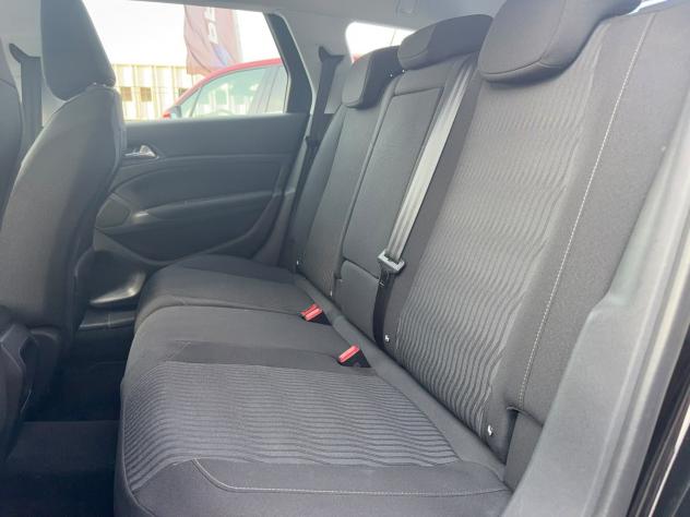 Peugeot 308 1.6 BlueHDI 120cv EAT6 Business - Foto 9